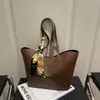 Bolso Pequeño de Otoño para Mujer 2026 Nueva Moda Bolso Cruzado Versátil Bolso de Mano de Gran Capacidad Bolso Cubo Bolso Tote