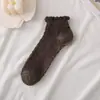 Industria de Calcetines Zhuji Calcetines Cortos Nuevos de Encaje para Mujer Calcetines JK con Puño de Burbuja Campus Retorcidos Vintage Calcetines Lisos para Mujer