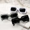 Moda transfronteriza europea y americana caja de gafas de sol para mujer con cadena de metal dorado y diamantes, patillas de espejo, gafas de sol modernas de calle para pasarela