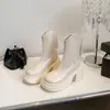 Botas delgadas de estilo coreano 2026 nuevas para mujer, con tacón grueso, suela gruesa, diseño que alarga la figura, cierre de cremallera en la espalda, V-cut de moda y longitud hasta la pantorrilla en color blanco