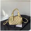 Tendência de Rua Bolsa Pequena Feminina 2026 Outono Nova Bolsa de Ombro Único Transversal Personalidade Moda Padrão Diamante Cor Sólida Bolsa de Mão