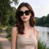 Gafas de Sol Gm Gafas de Sol de Alta Gama para Hombre Mujer Anti-UV Gafas de Sol para Conducir Mujer Cara Grande Aspecto Adelgazante Pequeñas Tres Puntos Yiwu