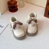 Lindo Dijecito de Perro para Niñas Botas Martin Estilo Nuevo Otoño/Invierno 2026 Niños Suela Suave Moda Versátil Botas de Piel de Princesa Modernas