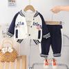 Conjunto de três peças infantil de manga comprida, uniforme de beisebol inglês para meninos e meninas, roupas de desenho animado, primavera 2025