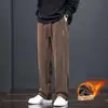 Pantalones Casuales con Forro de Polar para Hombre Otoño e Invierno Más Polar Engrosados Rectos Sueltos Caída Pierna Ancha Tallas Grandes Versátiles Pantalones Modernos
