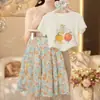 Conjunto de Verão Duas Peças Estilo Floresta para Meninas Novo Estilo Meninas Médias a Grandes Lindo Bonito Conjunto de Saia Meia Floral e Manga Curta