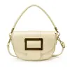 Bolso bandolera tipo silla de montar simple para mujer, nueva colección otoño 2026, bolso de hombro versátil, estilo retro de nicho, bolso tipo silla de montar de un solo compartimento