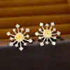 Kaiwei Creativo Nuevos Pendientes con Forma de Flor Floreciente Distintivos Para Todo Combinan Super Brillantes Incrustados con Circonita Amarilla Pendientes de Copo de Nieve Flor