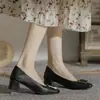 Zapatos de tacón alto de cuero suave estilo francés para mujer, no abrasivos, tacón grueso, nuevo modelo otoño 2026, versátiles y elegantes, adecuados para ir al trabajo, zapatos de tacón medio