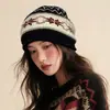 Gorrito de Punto Jacquard Holgado para Mujer, Nuevo para Otoño e Invierno, Venta al por Mayor, Hilo de Gorrito de Moda Versátil, Cálido y a Prueba de Frío