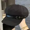 Chapéu octogonal de lã estilo britânico para outono e inverno para mulheres, novo design retrô com fivela de couro, resistente ao frio, quente, versátil e que afina o rosto, boné newsboy