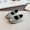 Zapatos pequeños de cuero estilo princesa para niñas, brillantes con diseño de diamantes y moño, suela suave, adecuados para combinar con faldas al salir, elegantes zapatos de vestir