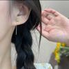 Primavera Elegante Iris Amarillo Línea de Oreja Pendientes para Mujer 2025 Nuevo Diseño Nicho Pendientes Versátiles