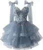 Vestidos de Tule em Camadas para Formatura Aplicações de Renda Brilhantes Alças de Laço Vestidos Curtos de Baile para Meninas