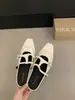 2026 Primavera Nuevo Estilo Estilo Británico Punta Cuadrada Punta Cerrada para Mujer Suela Gruesa Tira en T Mary Jane Mocasines Retro Versátil
