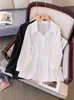 Camisa elegante de manga comprida da moda para tamanhos grandes, que emagrece e esconde a barriga, vestuário feminino elegante com gola de lapela, nova camisa de comprimento médio para primavera e outono para senhoras plus size