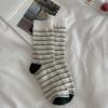 Meias Listradas para Mulheres, Meias de Cano Médio, Meias de Algodão para Outono e Inverno, Estilo Japonês e Coreano, Color Block Esportivo Tendência, Estilo College, Meias Largas
