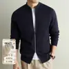 Cardigã de tricô masculino com gola alta e zíper, contendo lã de ovelha, novo suéter jaqueta espesso e quente para outono e inverno de 2026 para homens