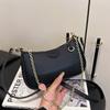 Bolso Cruzado Explosiones de Verano 2025 Nueva Moda Alto Sentido de Calidad Cadena Versátil Celebridad de Internet Color Sólido Hombro Pequeño Cuadrado