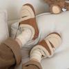 Zapatillas de algodón creativas de estilo retro para otoño e invierno con forro polar cálido y tacón todo incluido, ropa de abrigo para mujer, mocasines de suela suave de celebridades de Internet, mocasines, zapatos de algodón