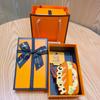 Bolsa de monedas de Garfield para descompresión Llavero creativo Llavero Juguete exquisito IP popular genuino Autorizado Regalo pequeño