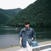 Camisa Retro 2026 Masculina Verão Estilo Hong Kong Estudante Solta Design de Nicho Divertido Nova Roupa Masculina Top Roupa de Fora