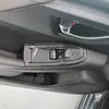 Adecuado para Subaru Crosstrek modelo 2024, panel de interruptores de vidrio, reposabrazos interior, elevavidrios