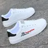 Zapatos de Hombre 2024 Nuevos de Verano Zapatos Blancos Estilo Coreano Tendencia Versátiles Tenis Juventud Caña Baja Casual Zapatos Deportivos