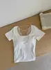 Camiseta de manga corta con espalda descubierta de encaje estilo francés para mujer, nuevo top sexy ajustado para el verano 2026