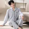 Novos Pijamas Masculinos Térmicos de Fleece Manga Longa Gola Lapela Preto de Alta Qualidade Confortável Quente Amigo da Pele Primavera Outono Inverno Roupa de Casa Cardigã