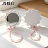 Espejo de maquillaje con colgante de girasol y cadena de perlas, espejo de retoque portátil, mini espejo de bolsillo, espejo pequeño floral femenino