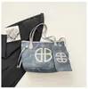 2026 Estampa de Letras Novo Estilo Simples Casual Textura Grande Capacidade Conjunto de Duas Peças Bolsa de Ombro Bolsa Tote de Axila Bolsa Feminina