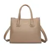 Bolso de moda retro para mujer, bolso tote casual para mujer, nuevo modelo 2026, bolso de gran capacidad para el trabajo y los desplazamientos, bolso de un solo hombro cruzado para mujer