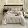 Suave juego de ropa de cama de lujo con estampado floral rosa, tela cepillada de doble cara engrosada, fresco y dulce, adecuado para todas las estaciones en el dormitorio