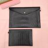 Bolsa de Archivo de Cuero con Hebilla Magnética A4 Carpeta de Reuniones para Oficina de Negocios Estudiante de Primaria Impermeable y Resistente a las Manchas Bolsa para Guardar Información A5