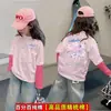 Camiseta Base de Algodón Puro con Bloques de Color y Estampado de Dibujos Animados para Niñas, Otoño e Invierno 2026, Top Informal Elegante con Retazos para Bebés