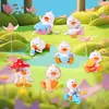 Micro-paisagem patinho amarelo fofo animal boneca feita à mão musgo decorações de jardinagem com pequenos enfeites de mesa