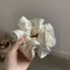 Scrunchie de Lujo Estilo Francés Novedoso y Moderno para Mujeres Coleta Moño Accesorio para el Cabello