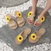 Sandálias de Viagem de Linho com Solado de Palha Imitação Estilo Étnico para Mulheres Chinelos Tendência para Uso Externo Chinelos de Flor de Praia da Moda para Mulheres