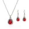 Conjunto de acessórios de colar e brincos de liga de rubi com pingente de diamante de personalidade europeia e americana, joias de noiva