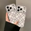 Estilo xadrez fresco adequado para capa de celular iPhone 17 janela grande 16promax 15 furos precisos 14 totalmente fechada dropshipping