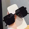 Novo estilo coreano High-end Sense Óculos de sol femininos Guarda-sol anti-ultravioleta Óculos de condução Óculos de sol poligonais de ponta na moda