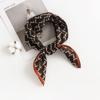 Pañuelo Cuadrado Retro Estampado de 65cm, Pañuelo de Imitación Seda Elegante y a la Moda, de Alta Gama y Versátil, Venta al por Mayor de Pañuelos para Viajeros