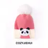 Nuevos Sombreros de Otoño e Invierno Estilo Coreano para Niños y Niñas, Lindos Sombreros de Oruga de Dibujos Animados a Prueba de Viento y Cálidos con Protección para los Oídos para Bebés