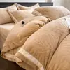 Conjunto de cama de quatro peças de luxo leve Classe A, espesso, quente, de veludo de leite, inverno, flanela de veludo coral, lençol de cama, capa de edredom
