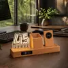 Set de regalo acrílico para aniversario del campus: reloj de carga inalámbrica, portalápices y pequeña luz de noche - un regalo personalizado y creativo