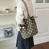 2026 Bolso Tote Nuevo Estilo Coreano de Lunares, Gran Capacidad, Moda Vintage, Gamuza, Casual, Elegante Bolso de Hombro para Viajes Diarios