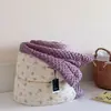 CELING é um edredom quente para primavera e outono com um lado feito de gaze macia de camada dupla 100% algodão e o outro lado feito de tecido de pelúcia calmante, adequado para camas de solteiro ou casal e lavável à máquina