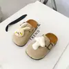 Sandalias cerradas tipo Birkenstock de Mickey de dibujos animados lindas para mujer, calzado de verano para exteriores, nuevo estilo 2026, sandalias tipo slip-on con suela gruesa