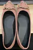 Zapatos planos casuales de punta fina estilo coreano para mujer, sin cordones, con hebilla redonda, perfectos para el trabajo. Colección Primavera/Verano 2026.